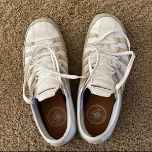 Men’s Sketchers size 10
